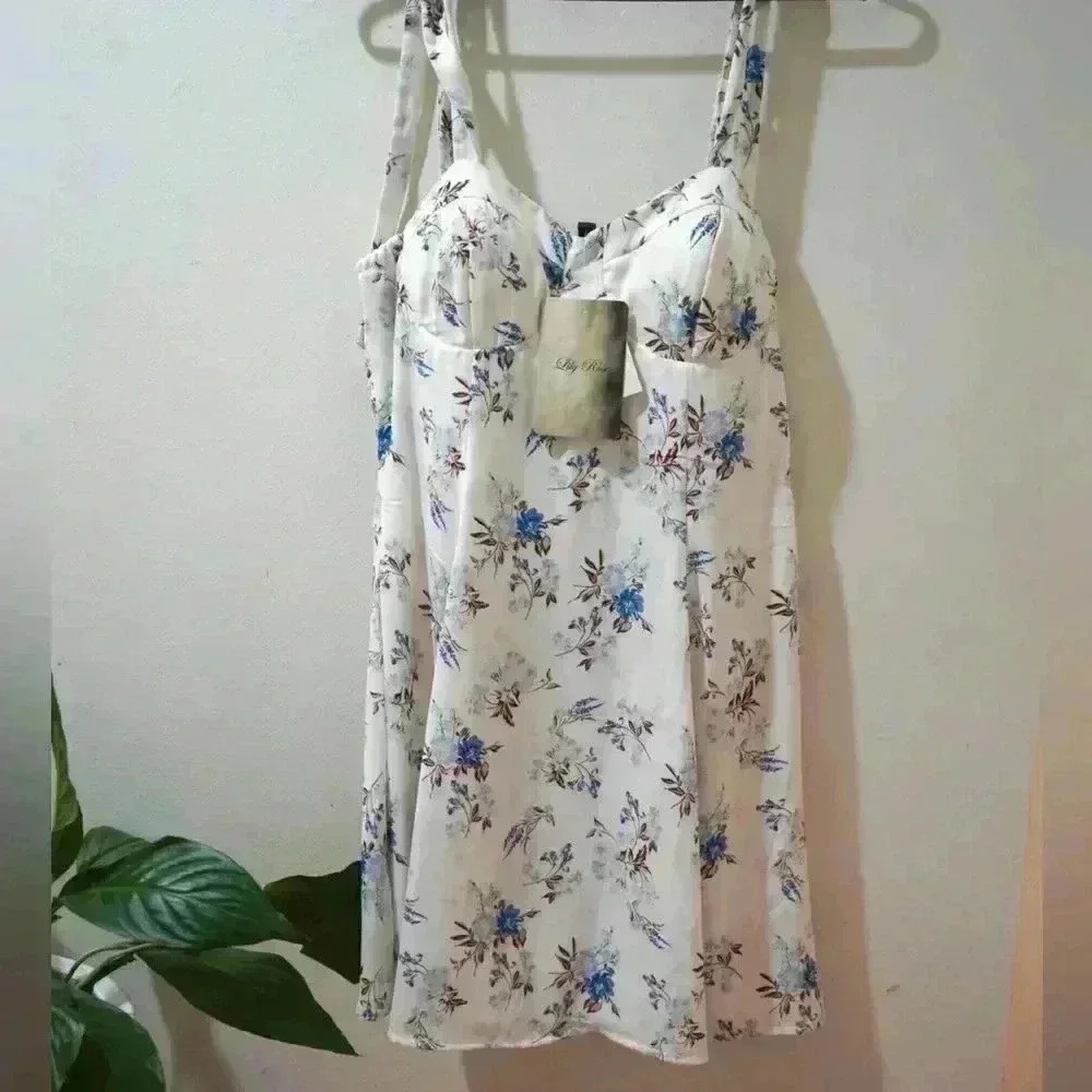 Mini floral summer dress